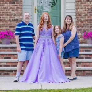 Meet your Posher, Sara jane